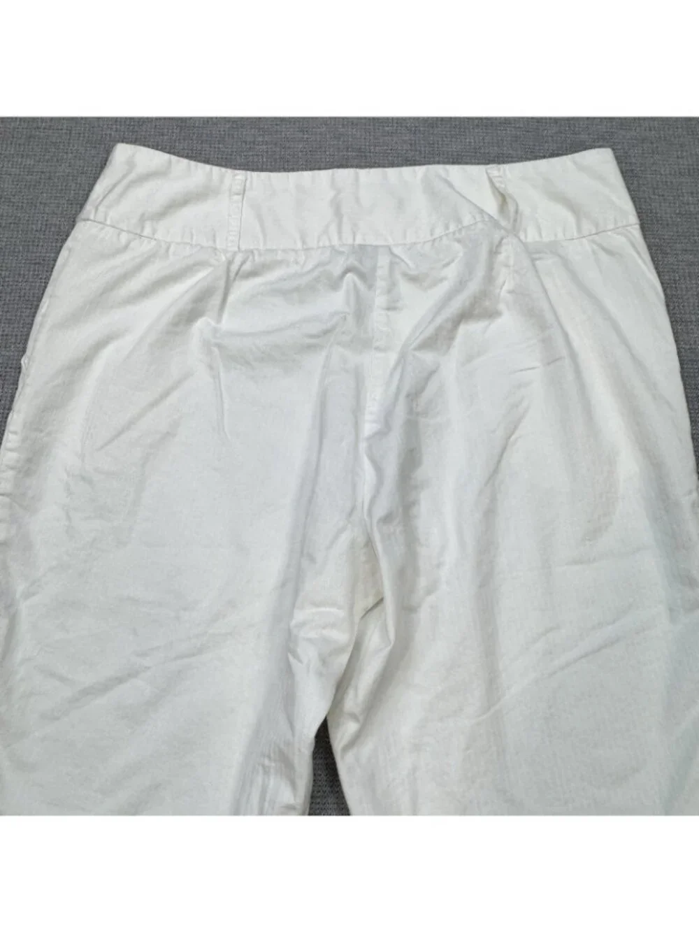New York Company Capri Pants Womens Size 14 Off-White Slit Cuff High Rise Cotton